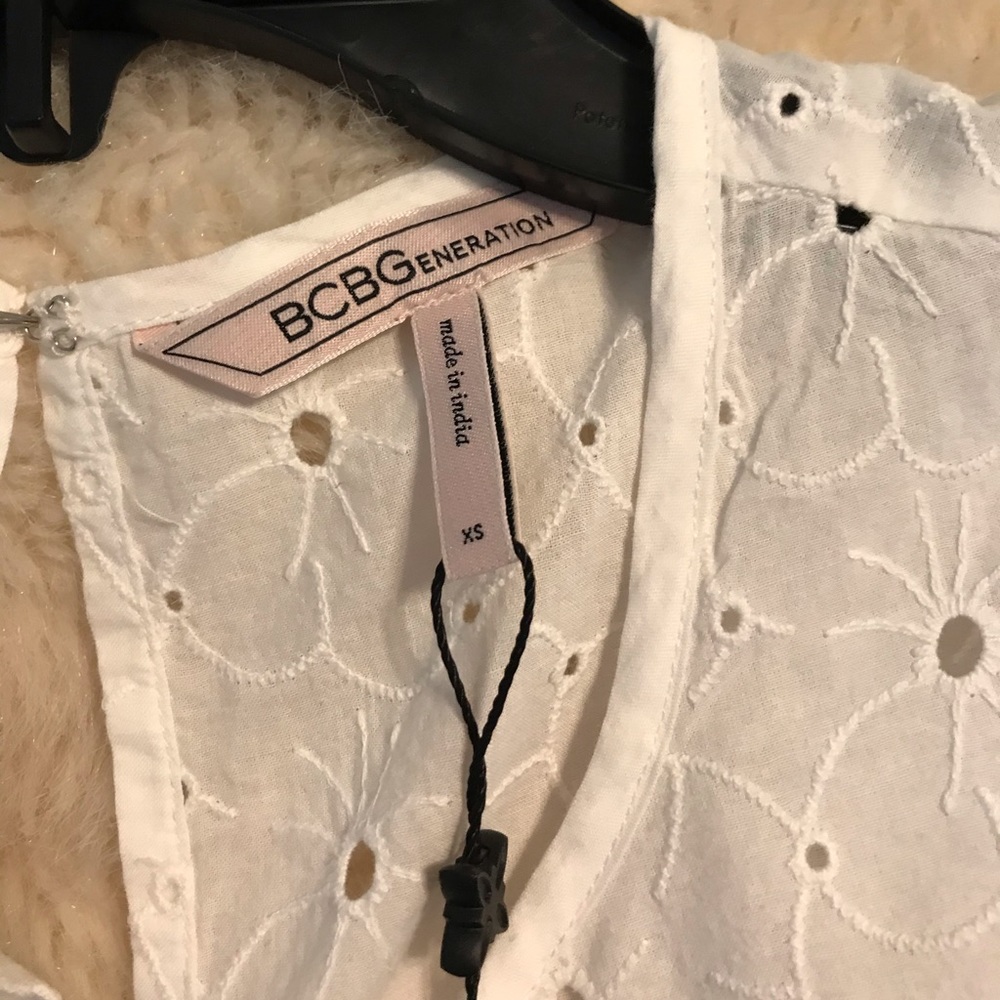 NWT BCBG Generation Crop Blouse - Picture 8 of 9